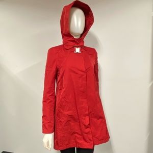 Dolce & Gabbana Red Hooded Trench Coat Rain coat